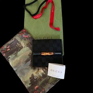 Authentic Gucci GG bamboo wallet